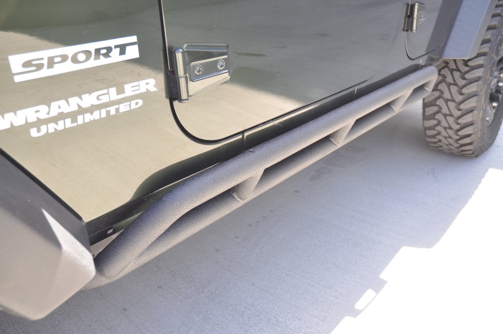 DV8 Offroad Rock Sliders - SRSOTB-01